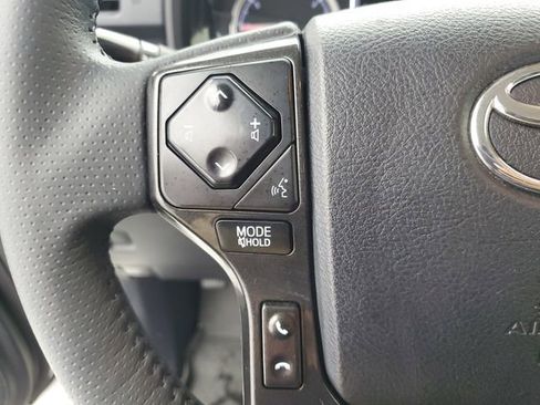 Used 2021 Toyota 4Runner TRD Off-Road Premium AWD/4WD image 22