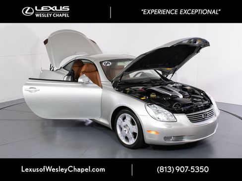 Used 2004 Lexus SC 430 Convertible RWD image 12