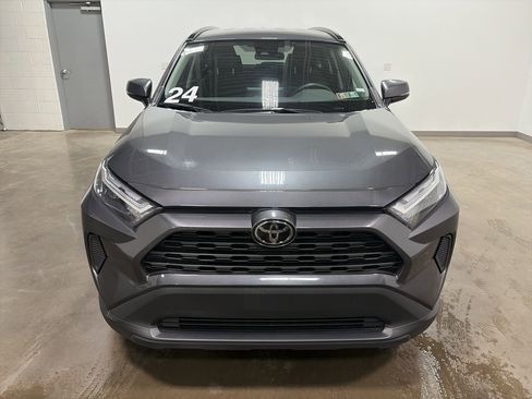 Used 2024 Toyota RAV4 XLE FWD image 7
