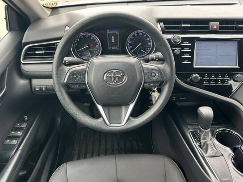 Used 2019 Toyota Camry LE FWD image 15
