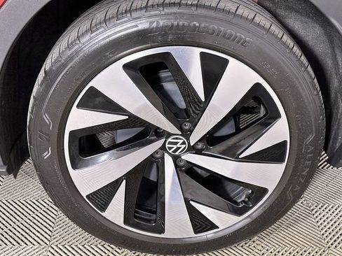 Used 2021 Volkswagen ID.4 Pro S w/ Gradient Package image 34