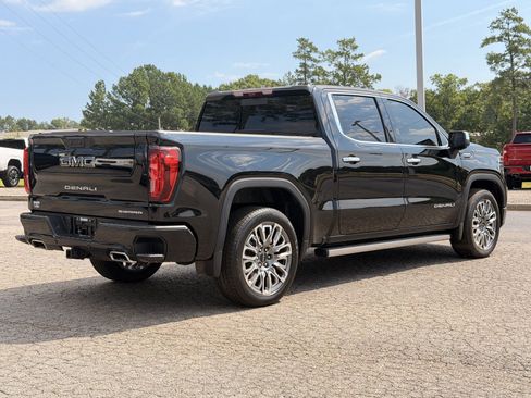 Used 2026 GMC Sierra 1500 Denali Ultimate AWD/4WD image 12