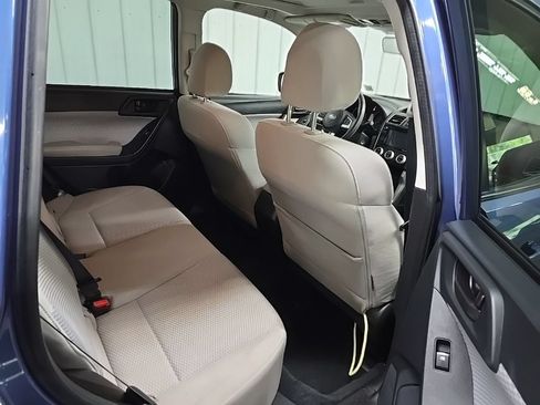 Used 2017 Subaru Forester 2.5i Premium w/ All-Weather Package AWD/4WD image 20