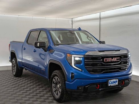 Used 2024 GMC Sierra 1500 AT4 w/ Technology Package image 8