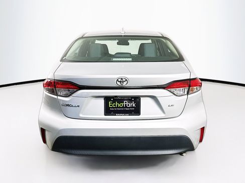 Used 2024 Toyota Corolla LE image 7