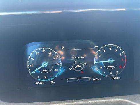 Used 2023 Kia Sorento SX Prestige image 16