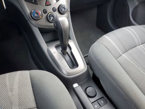 Used 2012 Chevrolet Sonic LT image 22