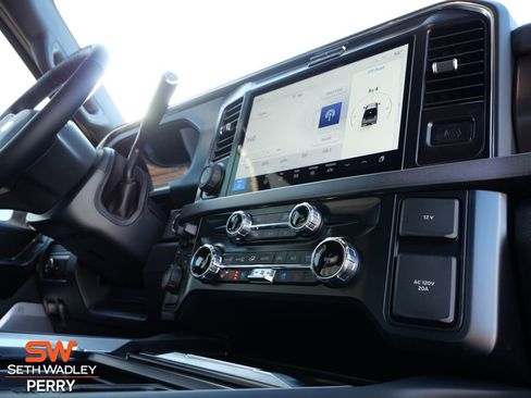 New 2026 Ford F350 Platinum w/ FX4 Off-Road Package image 19