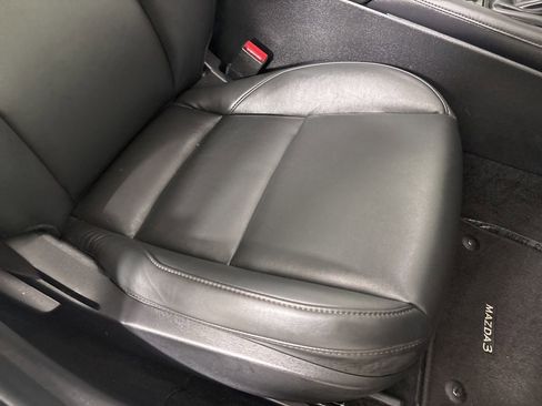 Used 2025 MAZDA MAZDA3 s image 27