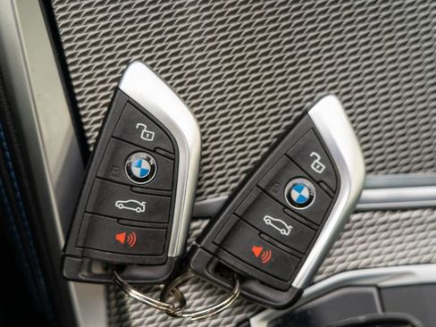 Used 2023 BMW 440i xDrive Convertible w/ Premium Package image 30