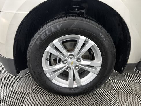 Used 2015 Chevrolet Equinox LT w/ Driver Convenience Package image 13