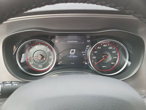 Used 2023 Dodge Charger R/T w/ Technology Group image 21