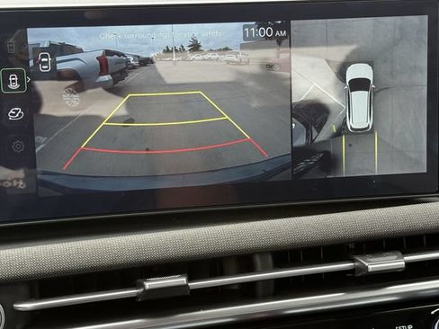 Used 2025 Hyundai Tucson Limited AWD/4WD image 18