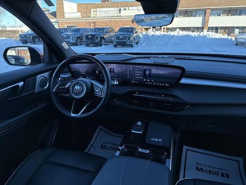 Used 2025 Buick Enclave Avenir w/ Super Cruise Package image 40