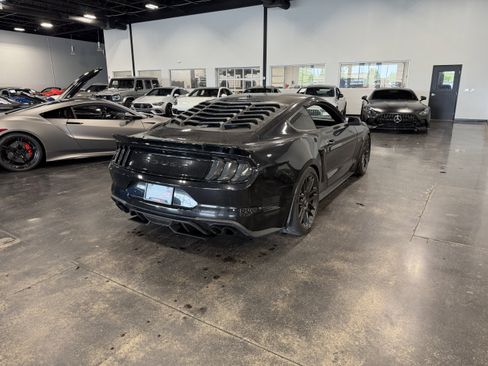 Used 2019 Ford Mustang GT Premium w/ GT Performance Package RWD image 6