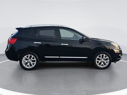 Used 2012 Nissan Rogue SL image 2