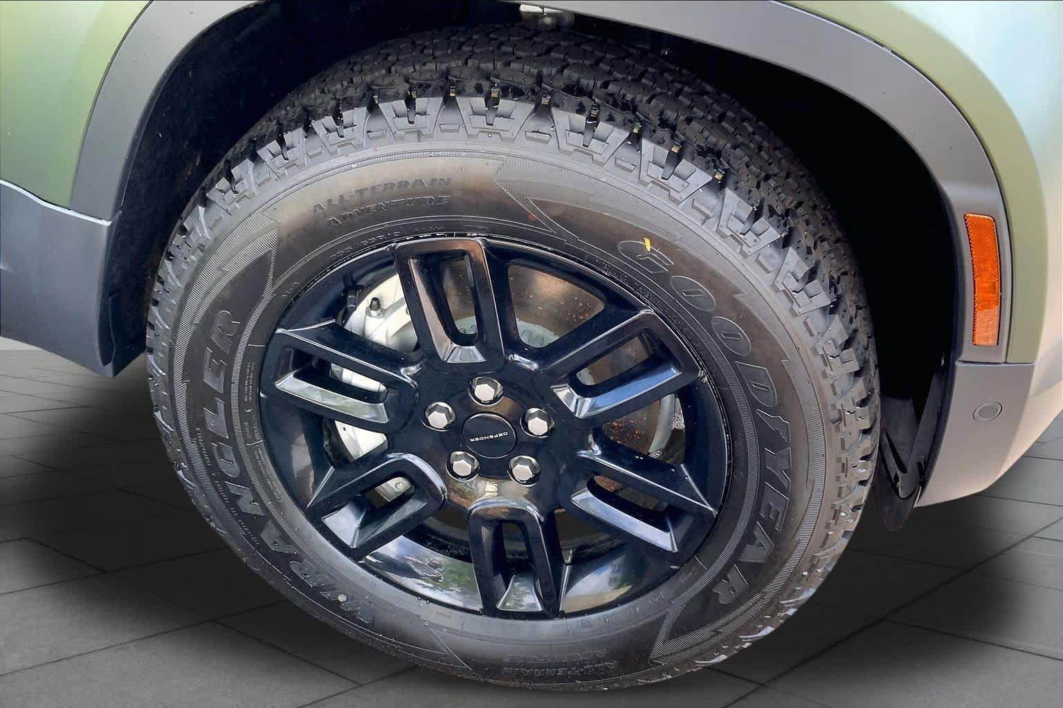 New 2026 Land Rover Defender 110 S AWD/4WD image 15