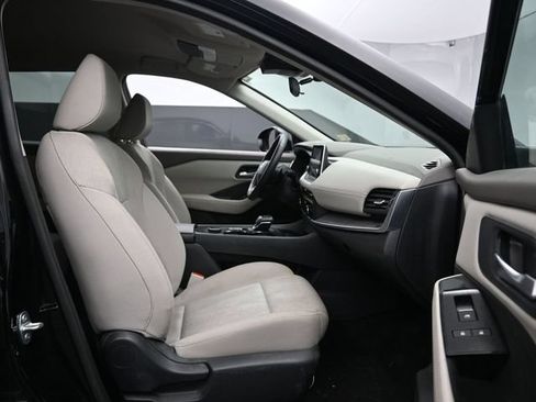 Used 2025 Nissan Rogue SV AWD/4WD image 30