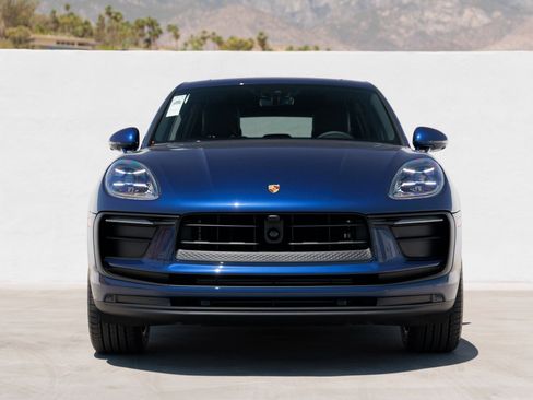New 2025 Porsche Macan image 10