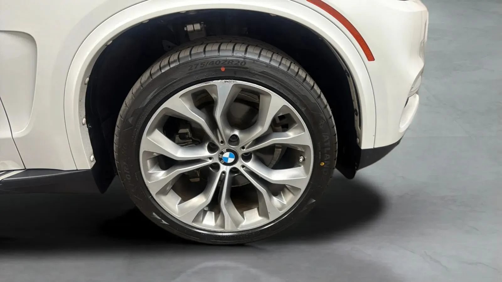 Used 2017 BMW X5 sDrive35i RWD image 25