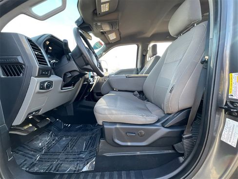 Used 2021 Ford F250 XLT w/ XLT Premium Package image 26