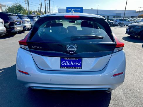 Used 2023 Nissan Leaf S image 18