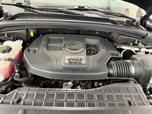 Used 2023 Jeep Grand Cherokee L Overland w/ Rear Seat Video Group I image 8