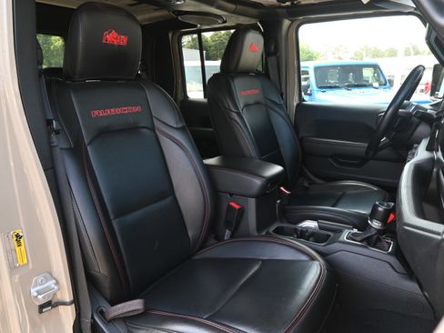 Used 2020 Jeep Gladiator Rubicon AWD/4WD image 33
