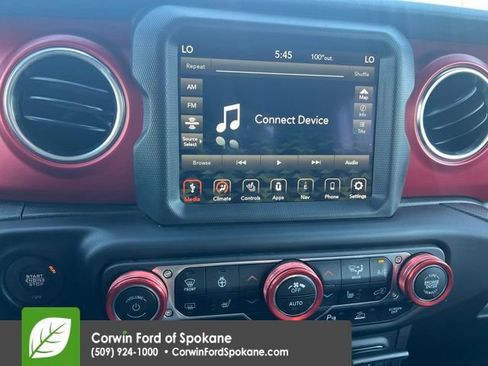Used 2023 Jeep Gladiator Rubicon w/ LED Lighting Group AWD/4WD image 11
