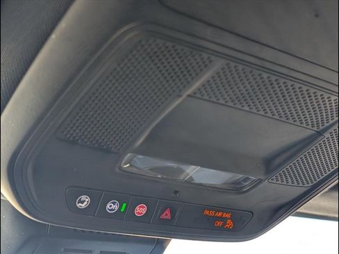 Used 2025 Chevrolet Equinox LT w/ Convenience Package II image 19