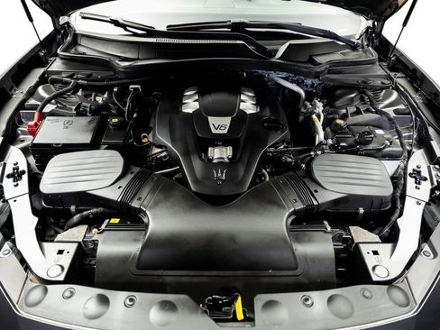 Used 2017 Maserati Ghibli RWD image 64