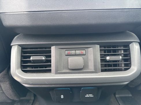 Used 2022 Ford F150 Lariat w/ Equipment Group 502A High image 12