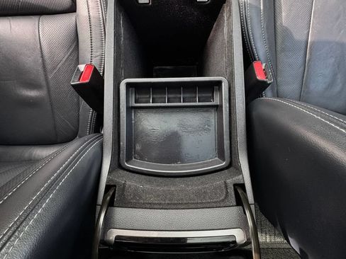 Used 2019 Subaru Ascent Limited AWD/4WD image 29