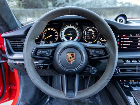 Certified 2022 Porsche 911 GT3 RWD image 35