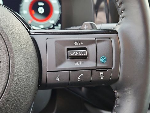 Certified 2025 Nissan Pathfinder Platinum w/ Cargo Package image 27