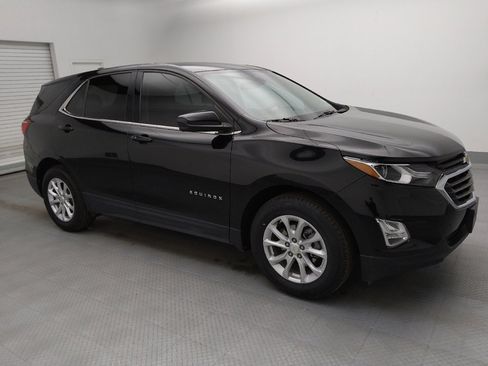 Used 2020 Chevrolet Equinox LT w/ Driver Convenience Package image 11
