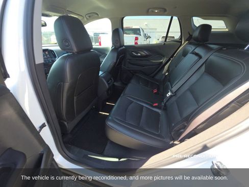 Used 2022 GMC Terrain SLT FWD image 12