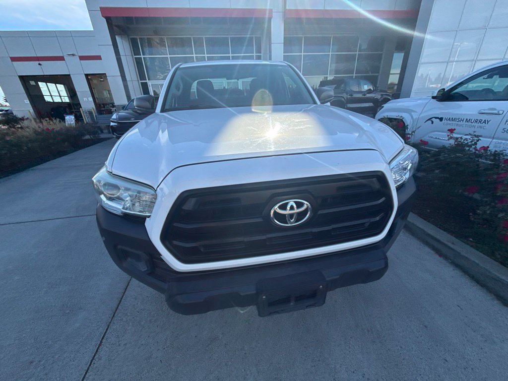 Used 2017 Toyota Tacoma SR RWD image 2