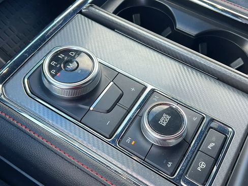 Used 2021 Ford Expedition Max Limited image 13