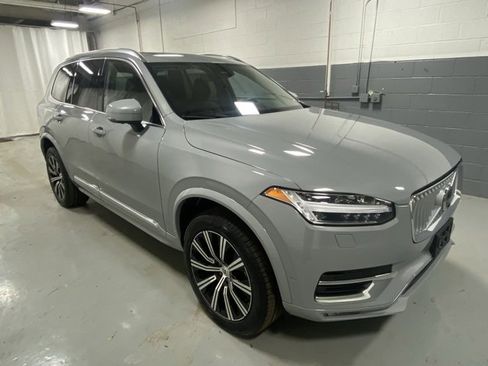Used 2025 Volvo XC90 B6 Ultra image 4