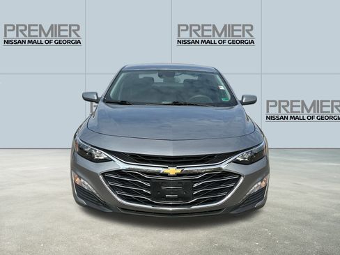 Used 2023 Chevrolet Malibu LT image 2