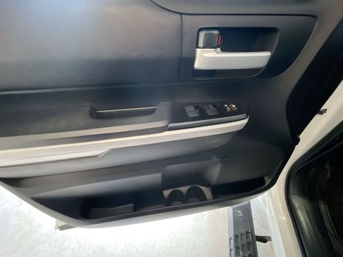 Used 2018 Toyota Tundra SR5 image 13