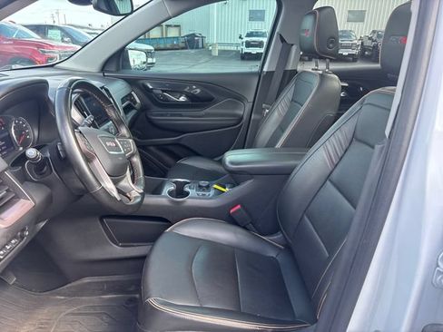 Used 2023 GMC Terrain AT4 w/ Tech Package AWD/4WD image 11