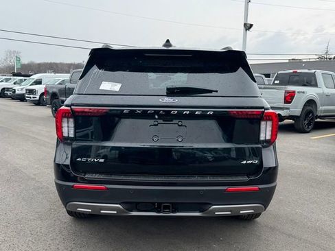 New 2026 Ford Explorer Active w/ Active Comfort Package AWD/4WD image 6