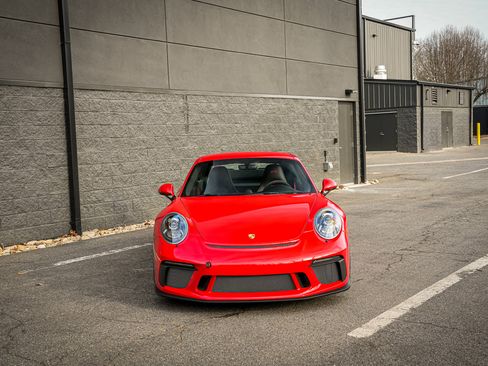 Used 2018 Porsche 911 GT3 image 2