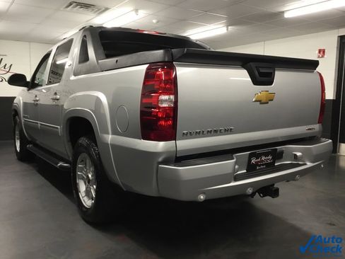 Used 2012 Chevrolet Avalanche LT w/ Suspension Package, Off-Road image 8