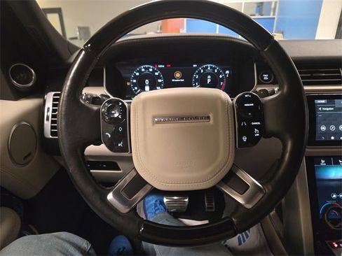 Used 2022 Land Rover Range Rover Westminster Edition image 14