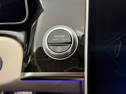 Used 2022 Mercedes-Benz S 580 4MATIC Sedan image 25