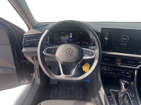 Used 2025 Volkswagen Jetta S FWD image 12