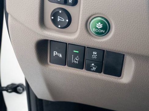 Used 2018 Honda Pilot Elite image 24